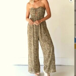 LUSH Sleeveless Jumper Jumpsuit Pants  Romper Olive Green Mustard Gold Palazzo S